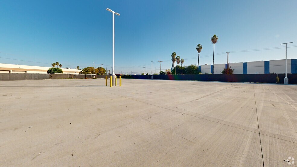 2880 E Ana St, Compton, CA à louer - Numérisation 3D Matterport – Image 2 sur 12