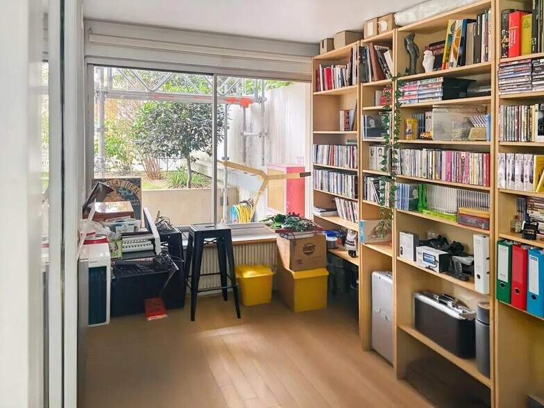 Bureau dans Courbevoie à vendre - Photo de l’immeuble – Image 2 sur 6