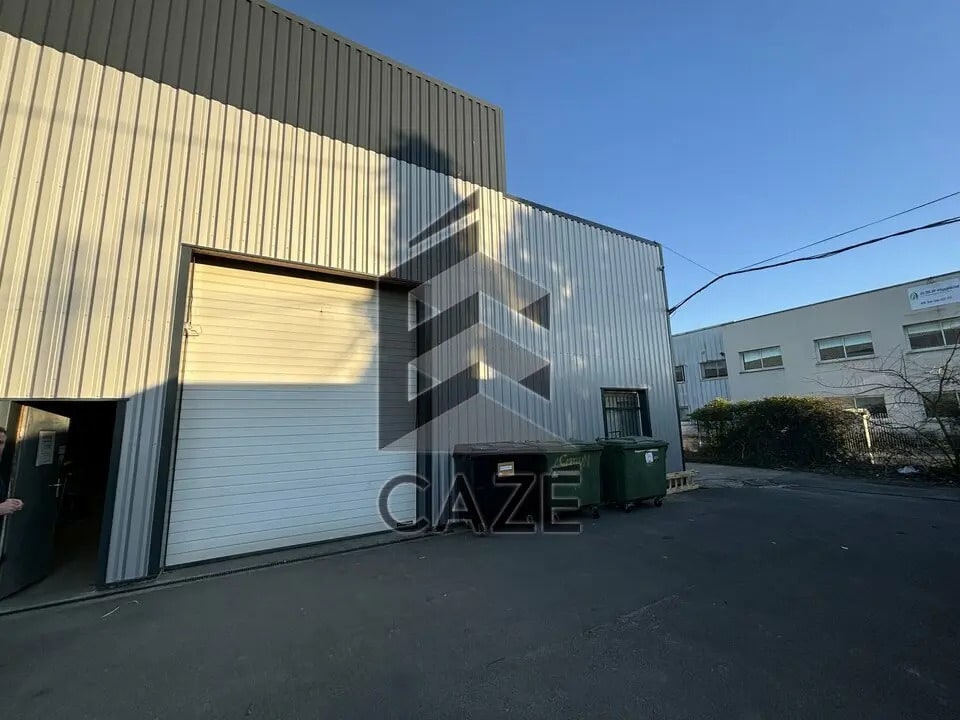 Industriel/Logistique dans Mérignac à louer Photo de l’immeuble– Image 1 sur 10