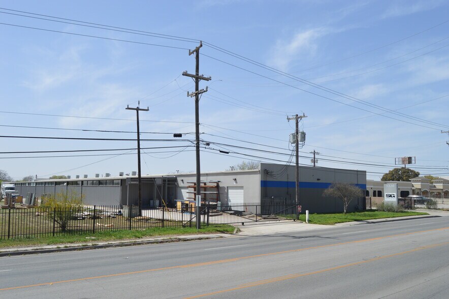 5320 Rittiman Rd, San Antonio, TX à louer - Photo de l’immeuble – Image 2 sur 12