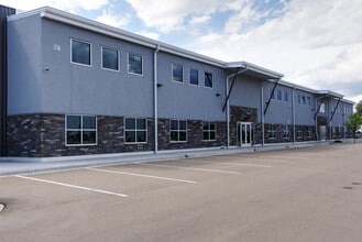 6987 Rickenbacker Rd, Loveland, CO à vendre Photo de l’immeuble– Image 2 sur 36