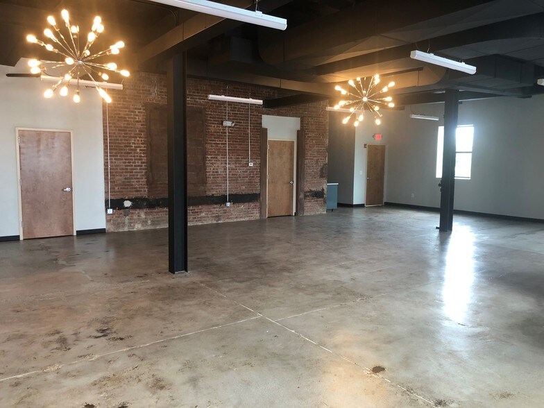 440 Franklin St, Bloomfield, NJ à louer - Photo intérieure – Image 2 sur 3