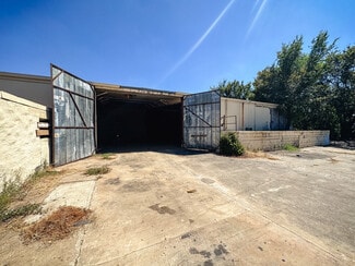 Plus de détails pour 512 Jones St, Gonzales, TX - Industriel/Logistique à louer