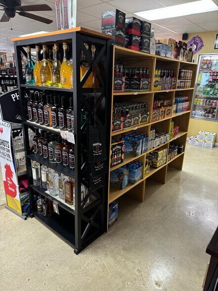 200 E 6th St, Rolla, MO à vendre - Photo de l’immeuble – Image 3 sur 34