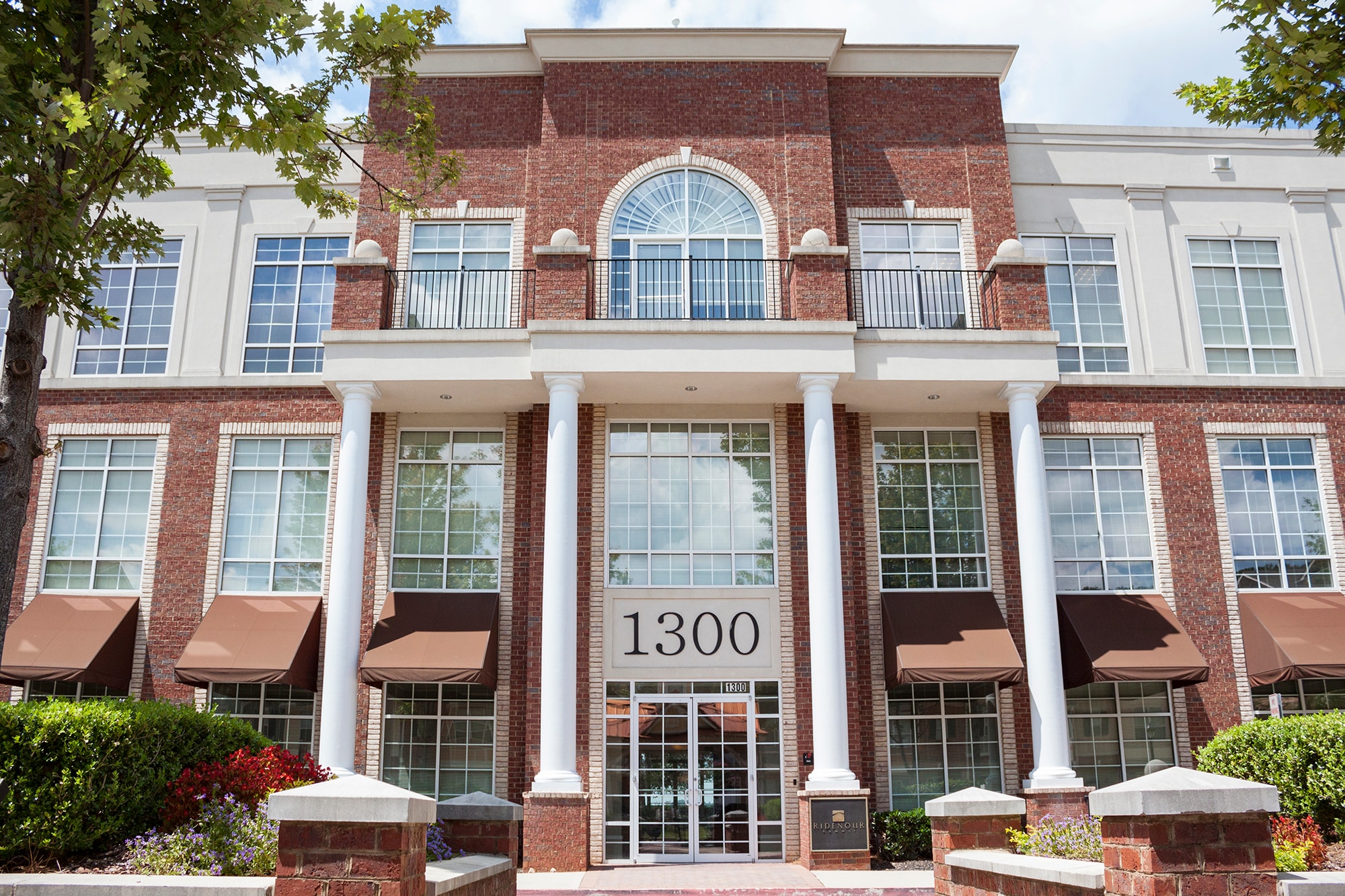 1300 Ridenour Blvd, Kennesaw, GA à louer Photo de l’immeuble– Image 1 sur 7