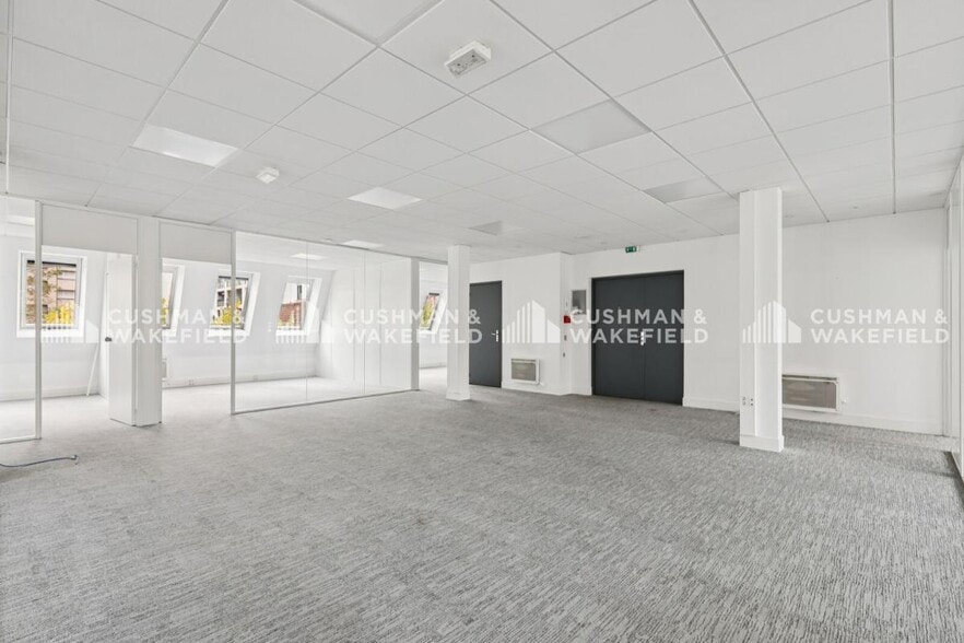 52-54 Rue Du Capitaine Guynemer, Courbevoie à vendre - Photo intérieure – Image 2 sur 14