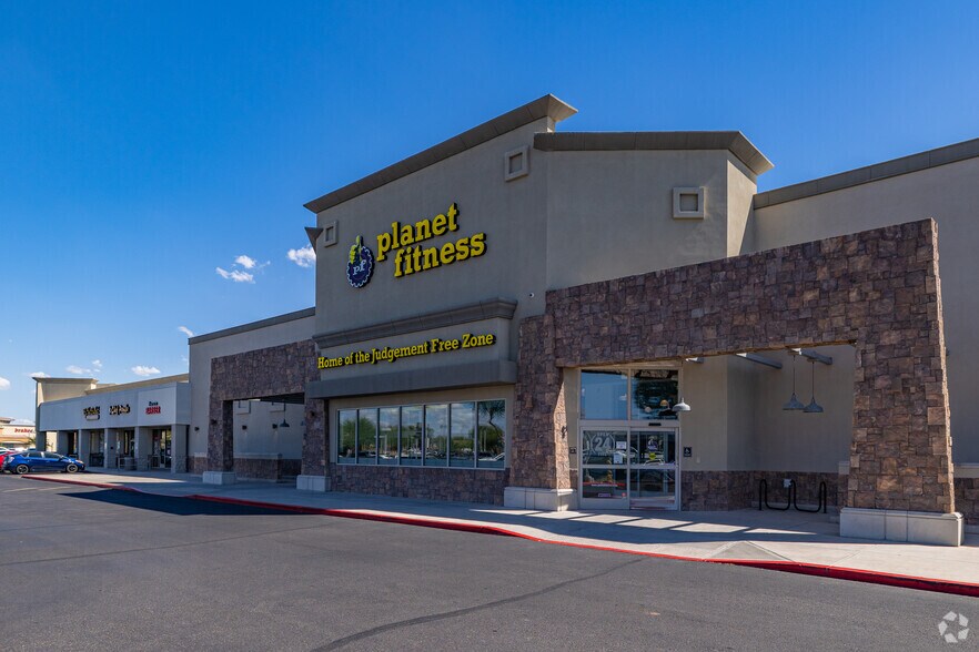 15557-15609 W Bell Rd, Surprise, AZ à louer - Photo principale – Image 1 sur 5