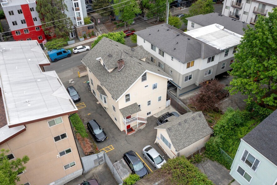 4226 7th Ave NE, Seattle, WA à vendre - Photo de l’immeuble – Image 3 sur 25