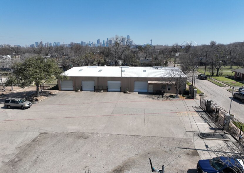1905 Akron St, Dallas, TX à louer - Photo de l’immeuble – Image 2 sur 7