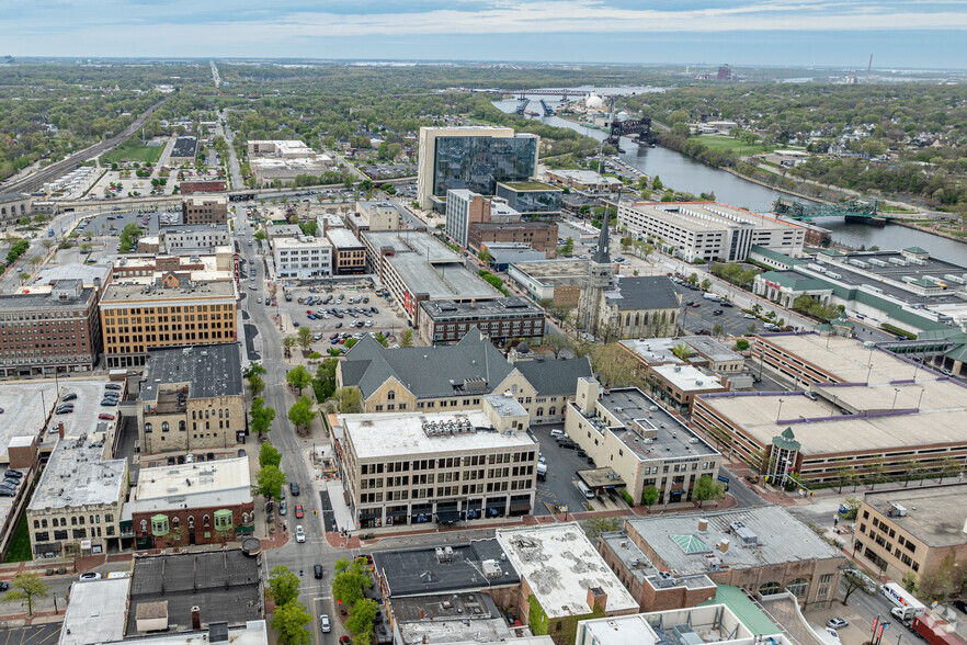 2-24 W Cass St, Joliet, IL à louer - Aérien – Image 3 sur 4
