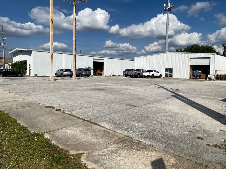 1223 N Hercules Ave, Clearwater, FL à vendre - Photo de l’immeuble – Image 3 sur 10