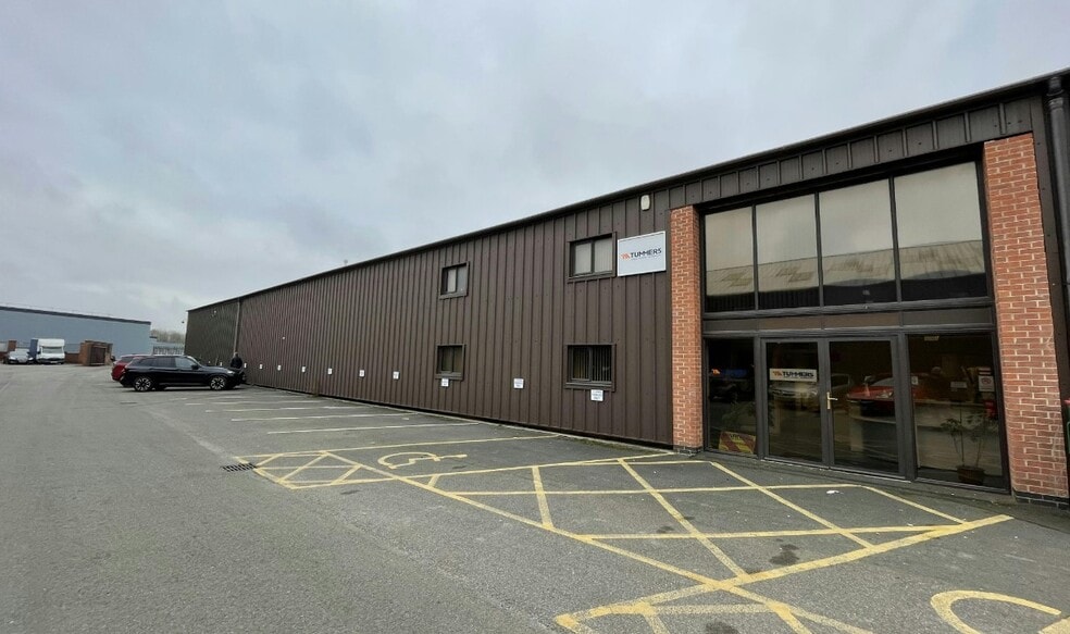 8 Private Rd, Nottingham à louer - Photo principale – Image 1 sur 7