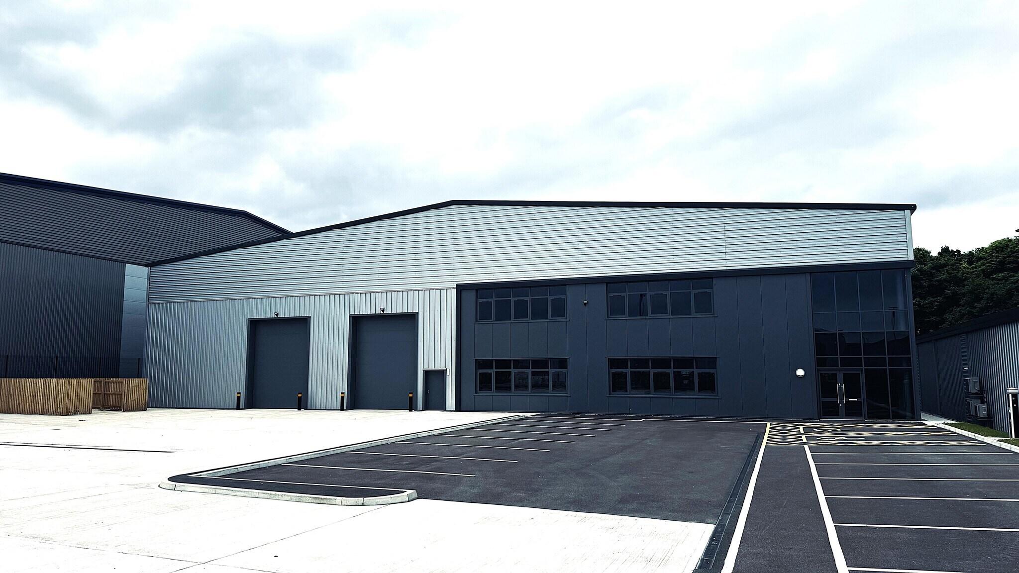 First Av, Finningley à vendre Photo principale– Image 1 sur 10