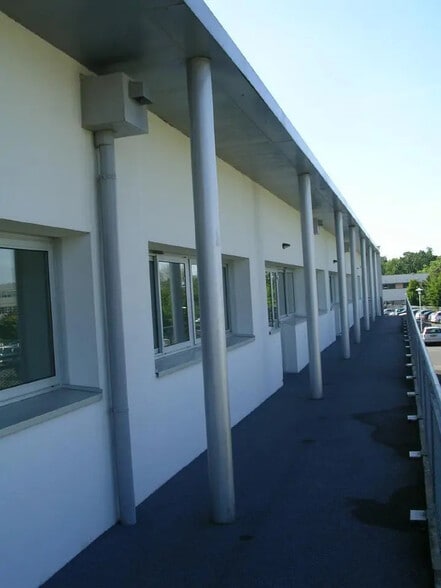 Bureau dans Tours à louer - Photo de l’immeuble – Image 2 sur 15