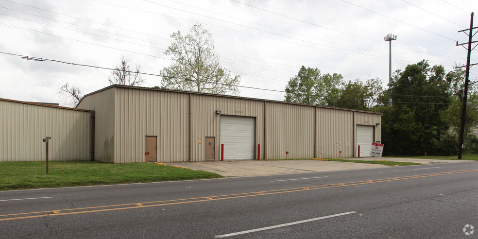 1666 Scenic Hwy, Baton Rouge, LA à louer - Photo principale – Image 1 sur 2