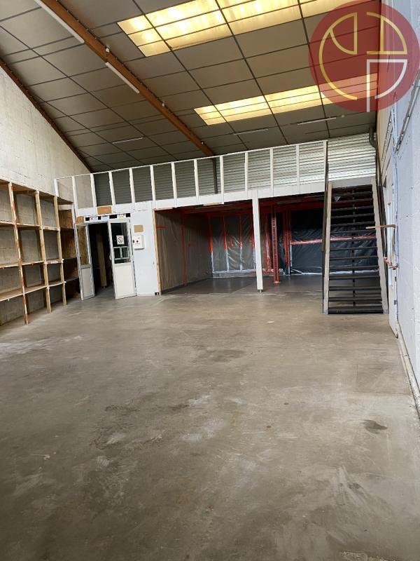 Industriel/Logistique dans Toulouse à louer Photo intérieure– Image 1 sur 11