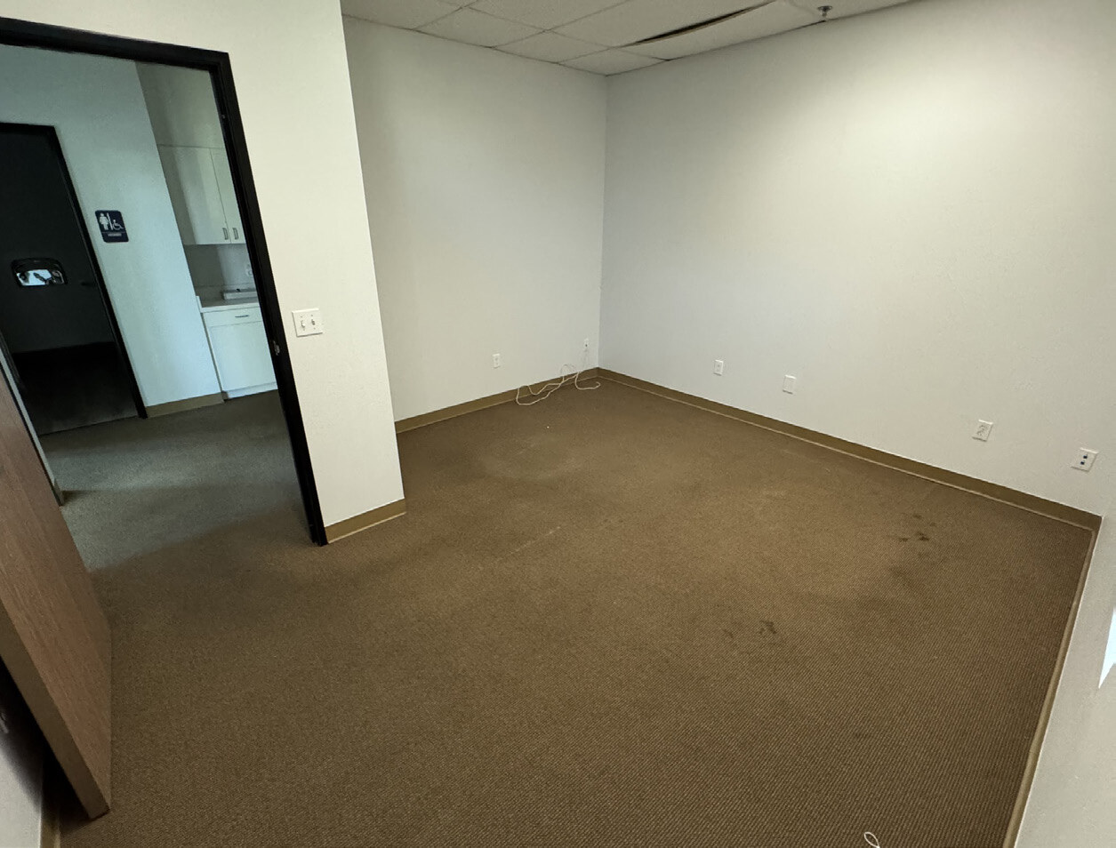 41680 Corporate Center Dr, Murrieta, CA à louer Photo intérieure– Image 1 sur 8