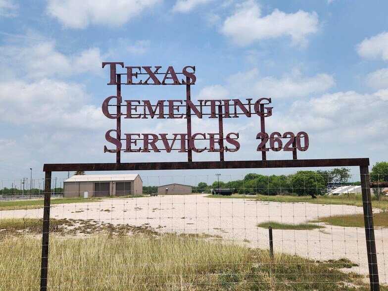 2620 E Corral Ave, Kingsville, TX à vendre - Photo de l’immeuble – Image 2 sur 22