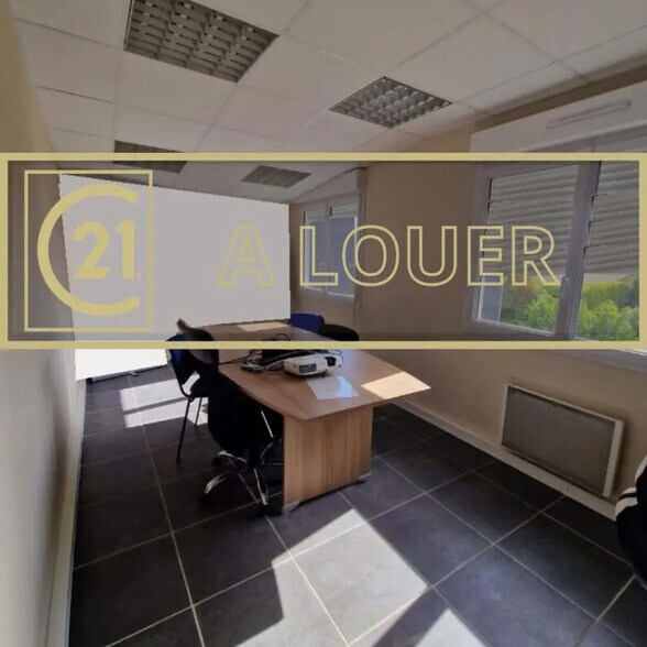 Bureau dans Ifs à louer - Photo de l’immeuble – Image 1 sur 2