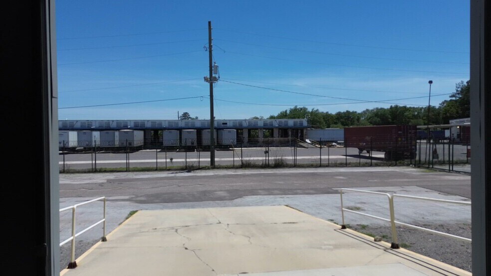 4803 Walgreen Rd, Jacksonville, FL à louer - Vidéo sur l’annonce professionnelle – Image 2 sur 8
