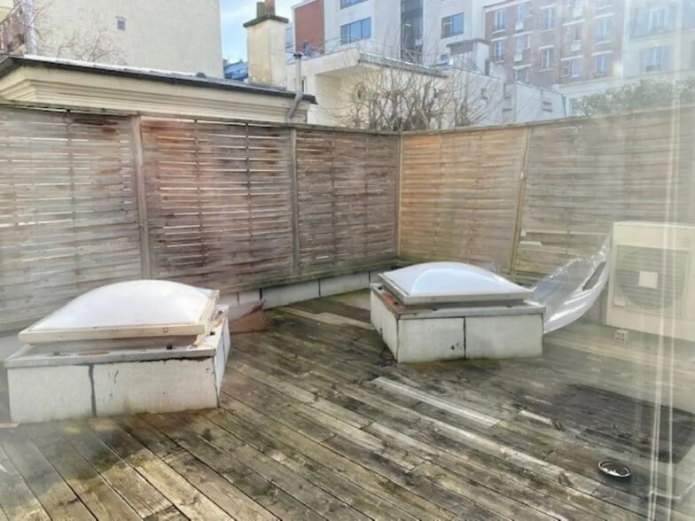 54 Bis Rue Louis Rouquier, Levallois-Perret à vendre - Photo de l’immeuble – Image 3 sur 5