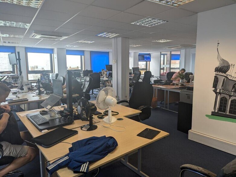 1-2 Queen Sq, Brighton à louer - Photo intérieure – Image 1 sur 21