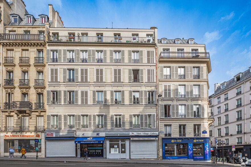 40 Rue Saint-Jacques, Paris à louer - Photo de l’immeuble – Image 3 sur 15