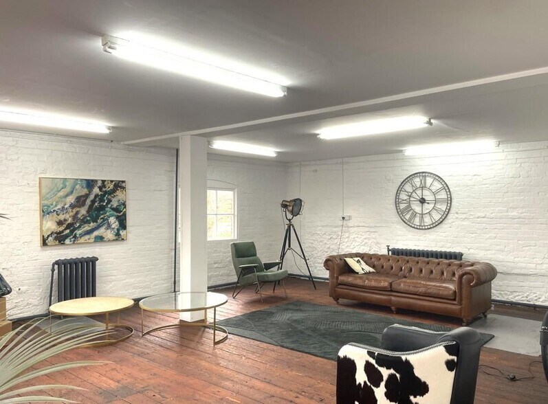 Greys Rd, Henley On Thames à louer - Photo de l’immeuble – Image 3 sur 5