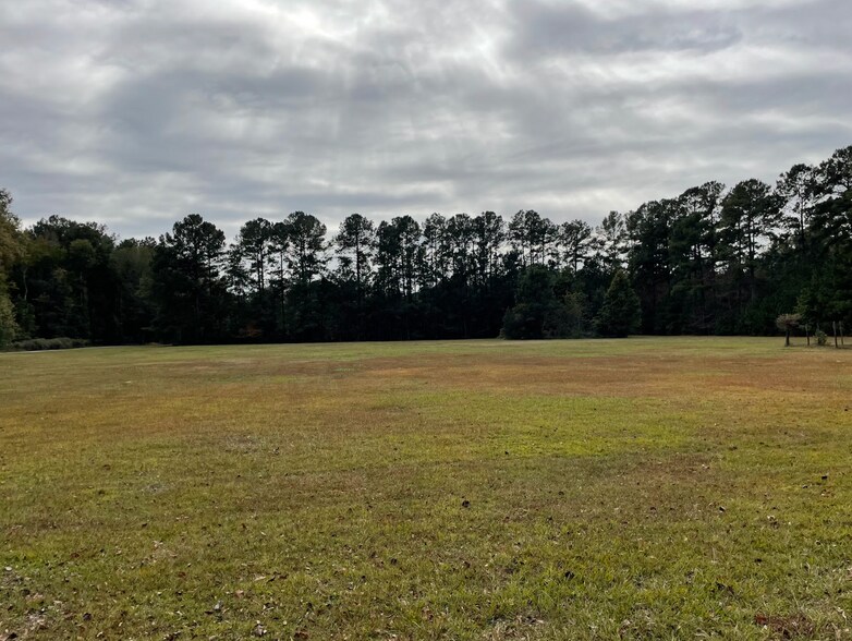220 US Highway 80 E, Ellabell, GA à vendre - Photo de l’immeuble – Image 2 sur 13