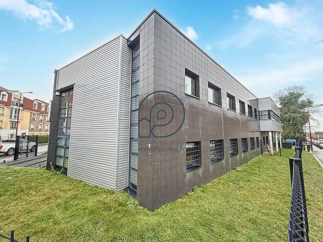 Plus de détails pour Bureau à vendre