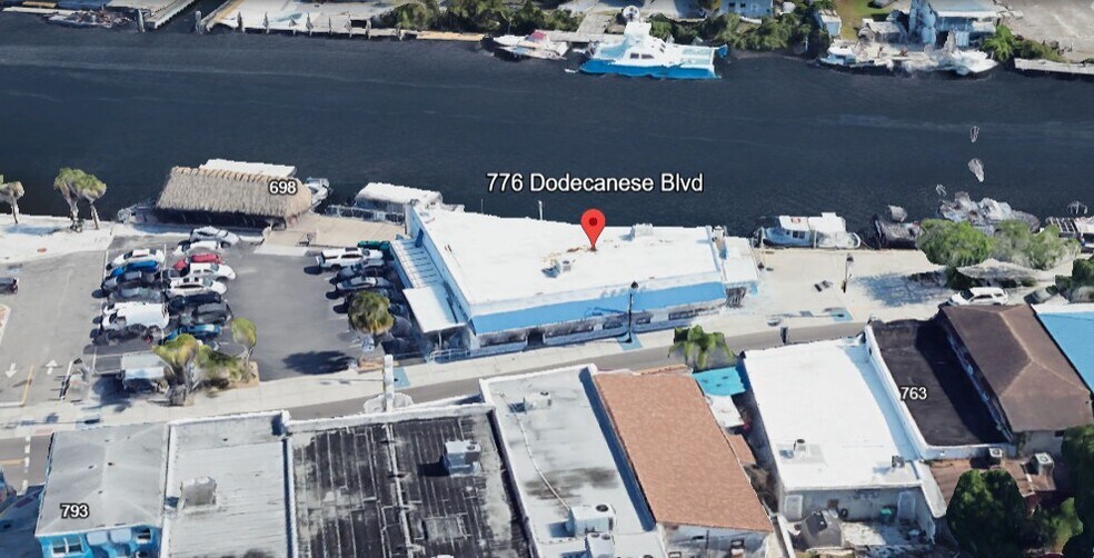 776 Dodecanese Blvd, Tarpon Springs, FL à vendre - Photo de l’immeuble – Image 3 sur 44