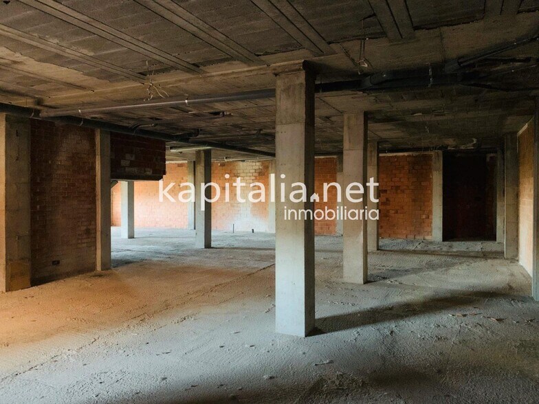 Local commercial dans Albaida, Valencia à vendre - Photo de l’immeuble – Image 2 sur 5