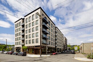 Plus de détails pour 2222 NW Raleigh St, Portland, OR - Local commercial à louer