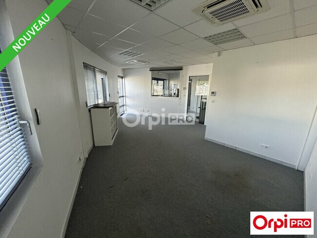 Plus de détails pour Bureau à vendre