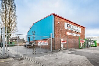 Plus de détails pour Gladstone Rd, Bolton - Industriel/Logistique à louer