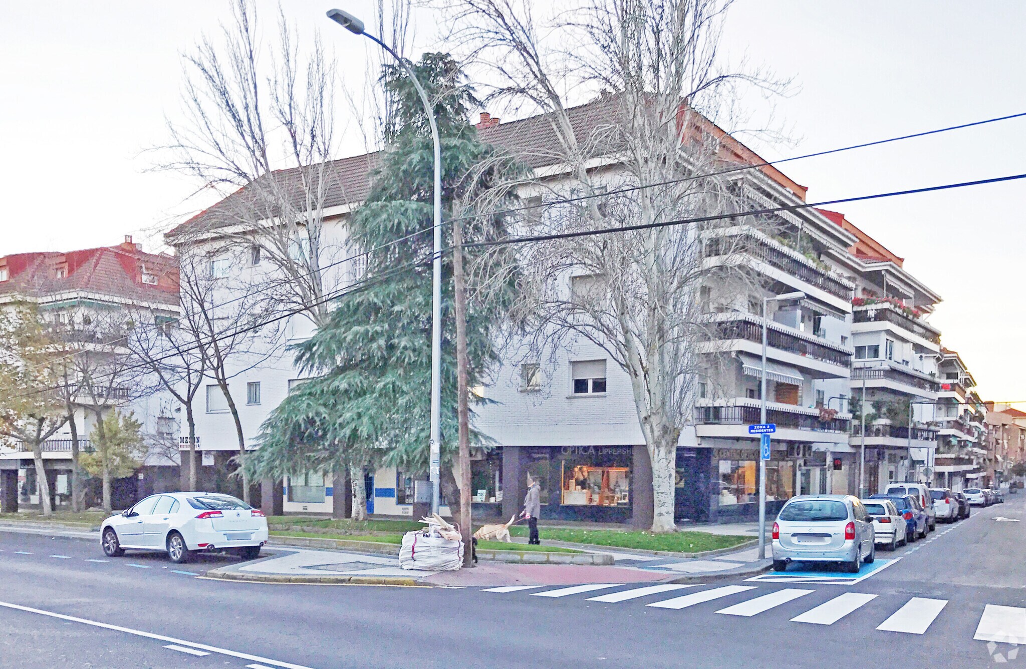 Calle del Doctor Calero, 21, Majadahonda, Madrid à louer Photo de l’immeuble– Image 1 sur 2