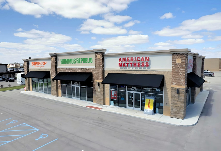 6338 Mills Dr, Whitestown, IN à louer - Photo de l’immeuble – Image 2 sur 8