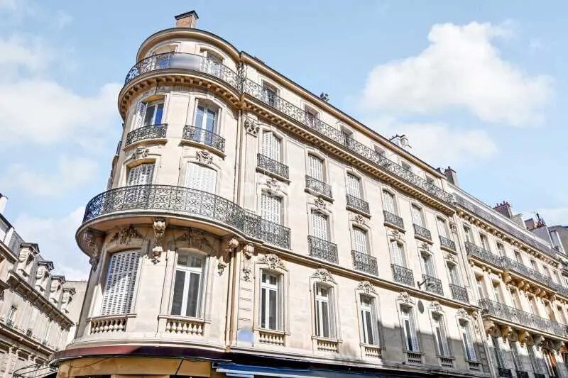 Bureau dans Paris à louer - Photo de l’immeuble – Image 1 sur 11