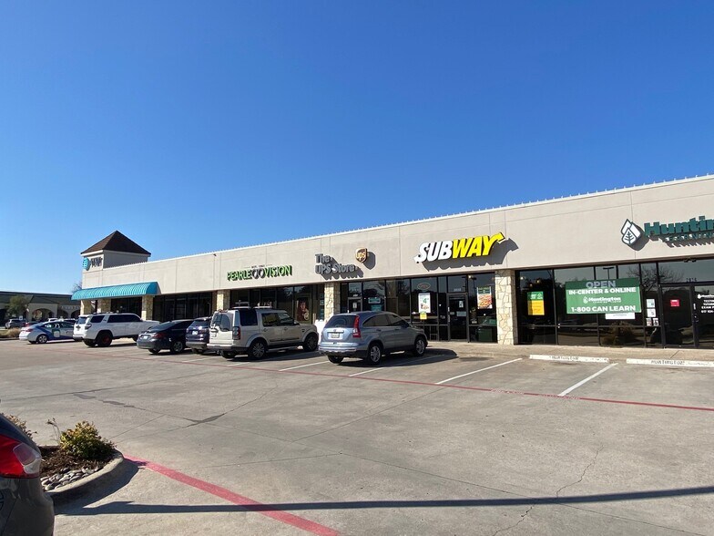2820-2834 S Hulen St, Fort Worth, TX à louer - Photo de l’immeuble – Image 2 sur 7