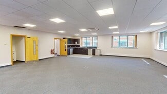 Plus de détails pour Tancred Clos, Leamington Spa - Bureau à louer
