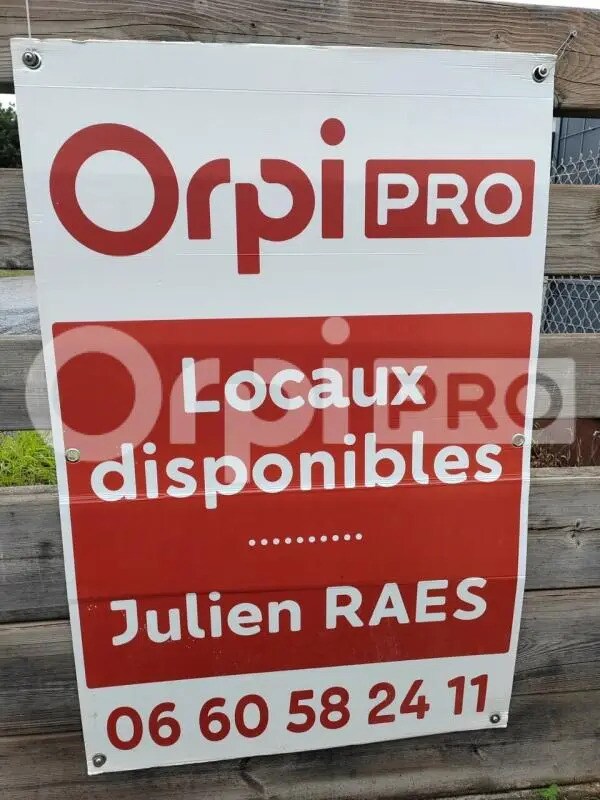 Plus de détails pour Local d’activités à vendre