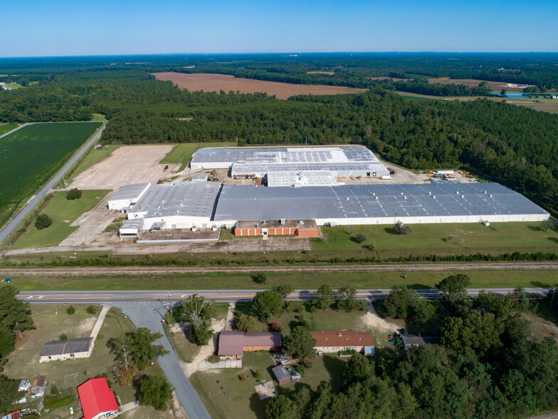 18631 NC Highway 71, Lumber Bridge, NC à louer - Photo de l’immeuble – Image 3 sur 64