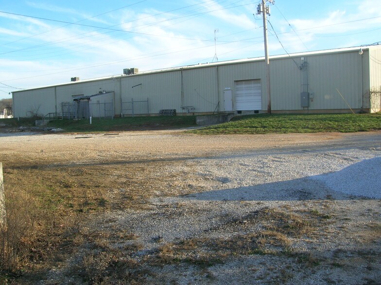2172 N Fox Hollow Rd, Nixa, MO à louer - Photo de l’immeuble – Image 2 sur 2