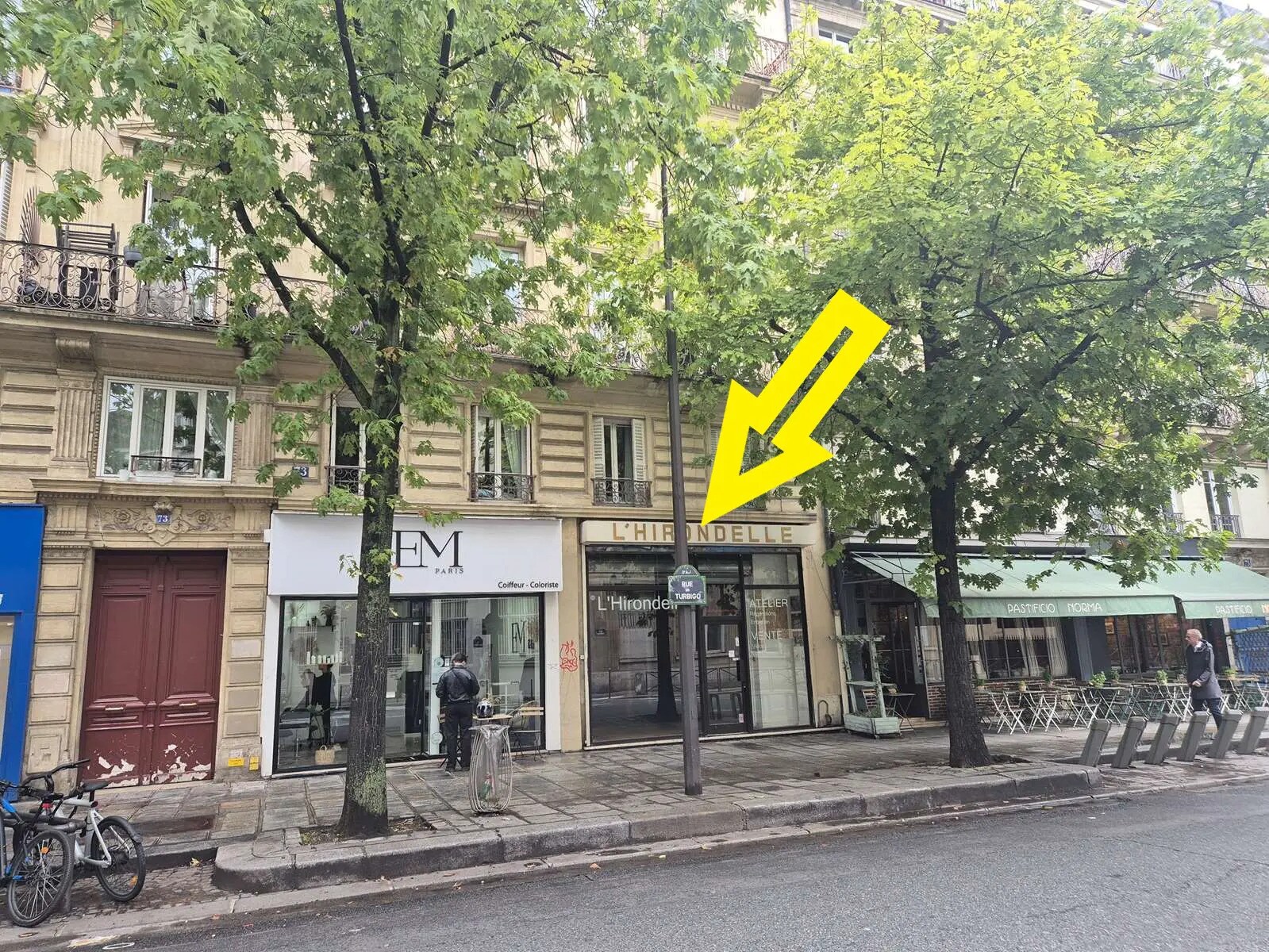 Local commercial dans Paris à louer Photo de l’immeuble– Image 1 sur 6