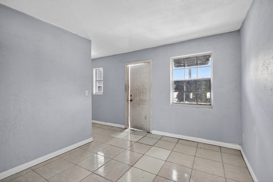 7001 NW 15th Ave, Miami, FL à vendre - Photo intérieure – Image 3 sur 63