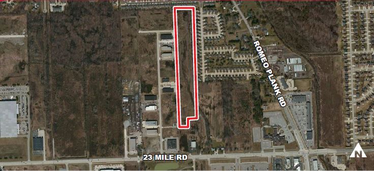 Leone Dr, Macomb Township, MI à vendre - Photo de l’immeuble – Image 1 sur 1