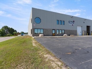 2301 Johanneson Dr NW, Bemidji, MN à louer Photo intérieure– Image 1 sur 25