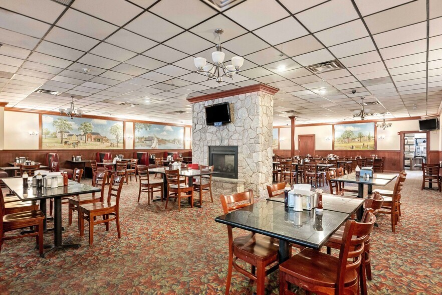 402-406 Main St, Wakefield, MA à louer - Photo de l’immeuble – Image 3 sur 9