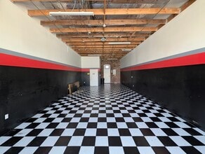 4850 Santa Monica Blvd, Los Angeles, CA à louer Photo intérieure– Image 2 sur 5