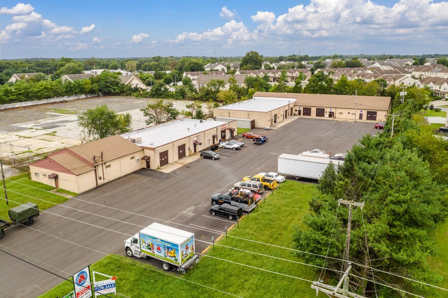 255 Cross Keys Rd, Berlin, NJ à louer - Photo principale – Image 1 sur 12